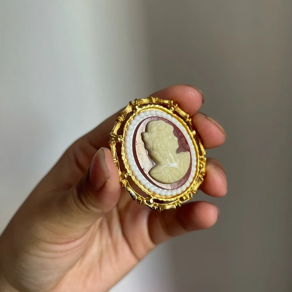 Vintage Gold and White Cameo Brooch